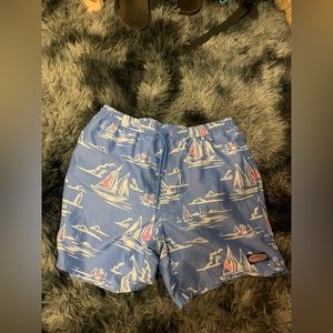 Vineyard vines swim trucks